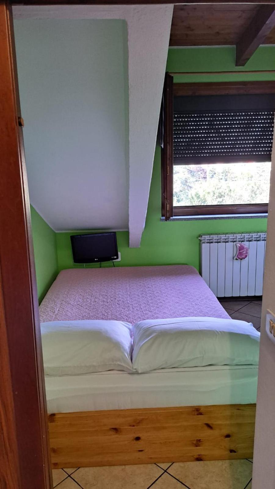 Casa Paola - Stazione 400 Mt - Free Wifi Apartment Arcore Luaran gambar